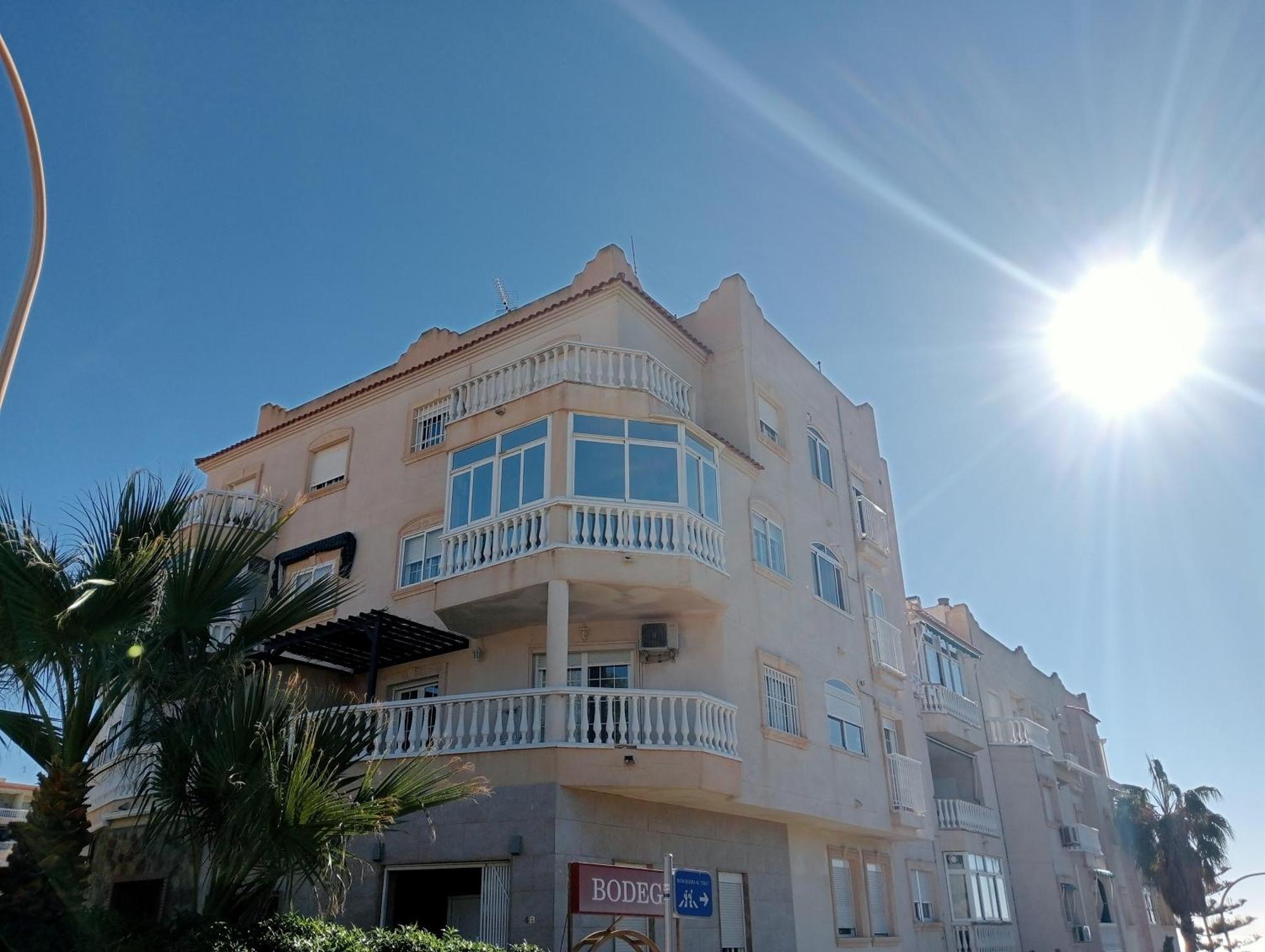 דירות אדרה Balcon Al Mar מראה חיצוני תמונה